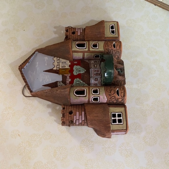 Vintage Pottery wall hanging fairy tale castle scene handmade in Lithuania - Picture 7 of 8
